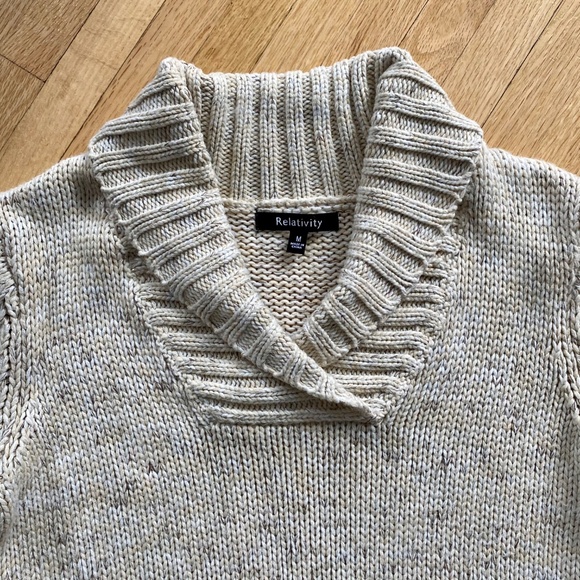 Relativity Shawl Collar Sweater Beige Speckled Knit Sweater Size M - Picture 4 of 9